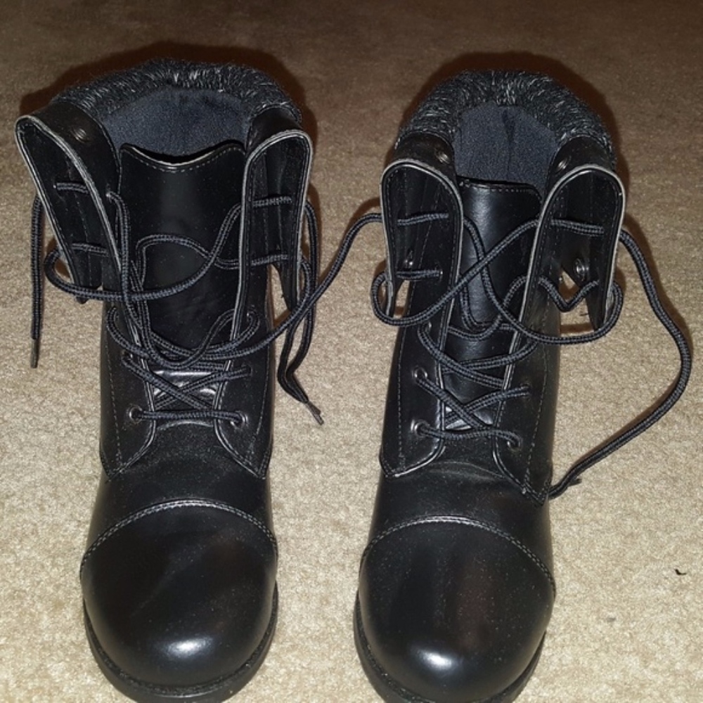 Yokids Size 4 Combat Boots